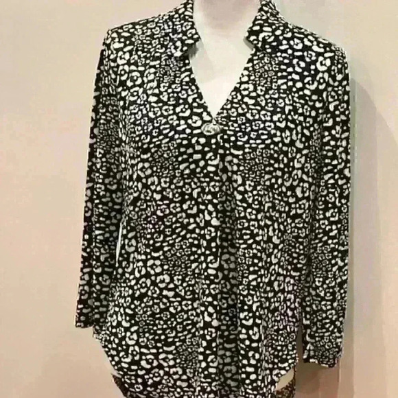 NWT!  FRED DAVID Ladies Leopard Print Black/White Blouse/Tunic Top Size Medium - Picture 2 of 11